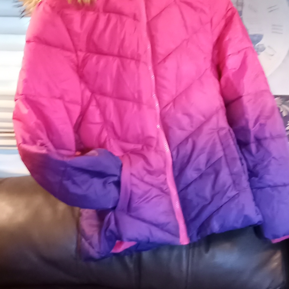 Puffer Jacket - Picture 4 of 4